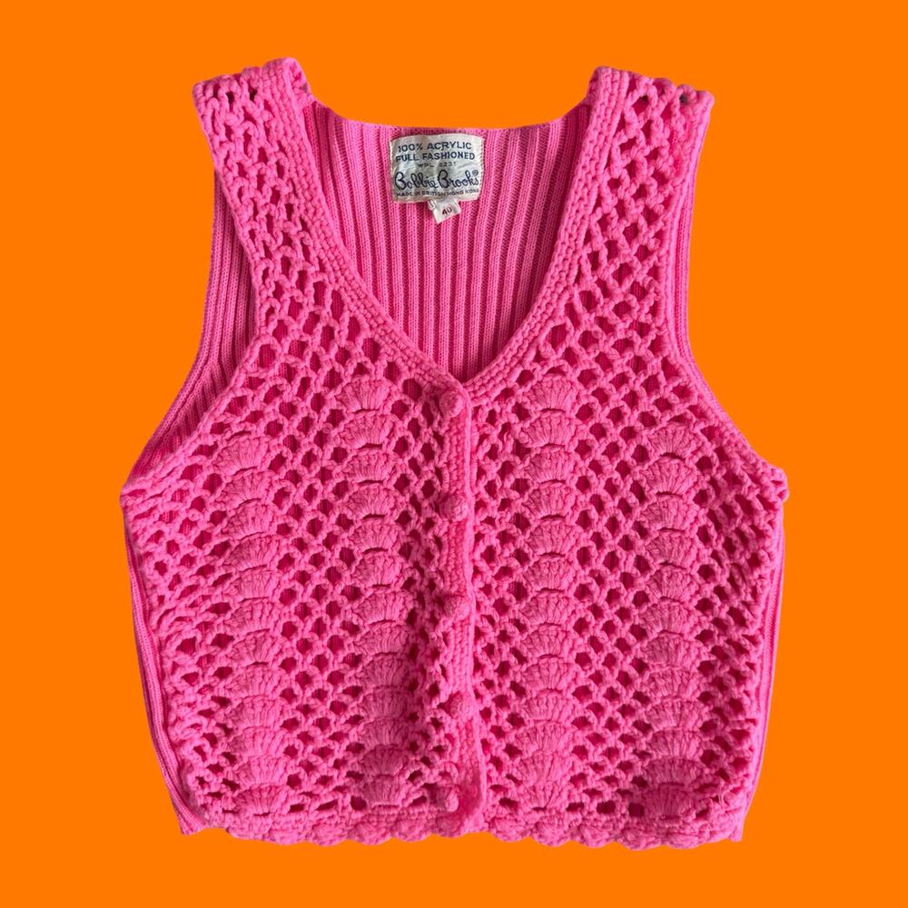60's 70's vintage pink crochet knit cropped vest XS SMALL bobbie brooks